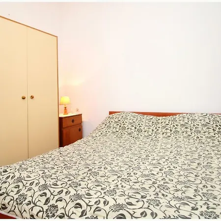 Apartments Ivan Perkov Tomas Bilo Primošten Buitenkant foto