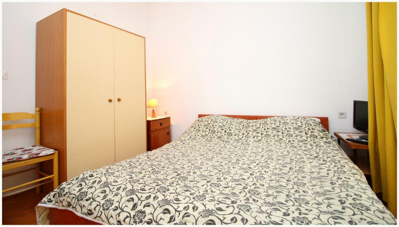 Ivan Perkov Tomas Bilo Apartment